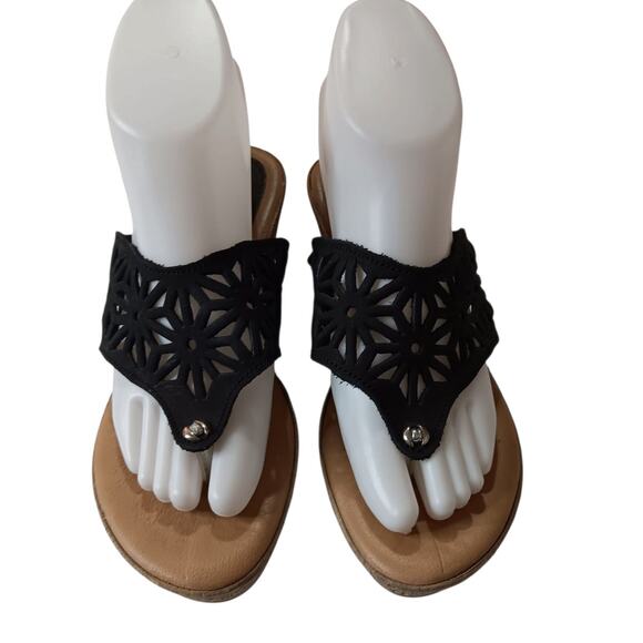 SPRING STEP Black Leather Comfort Sandals Wedge Thong 38/8 Summer Vacation Beach - Picture 3 of 10